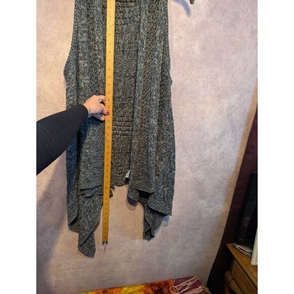 Maurices flowing no closure knit vest cardigan XL - Picture 7 of 8